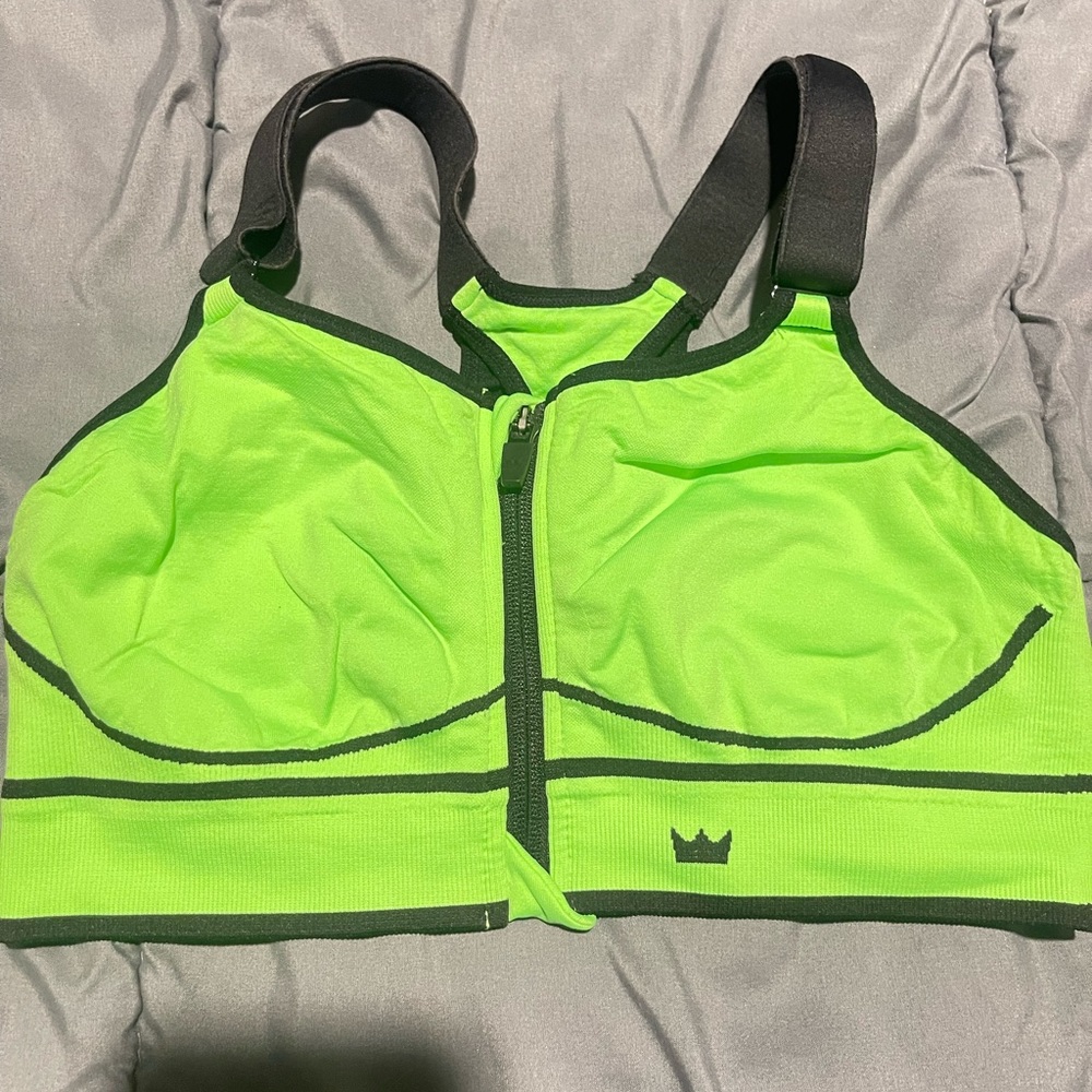 Shefit low impact sports bra LUXE